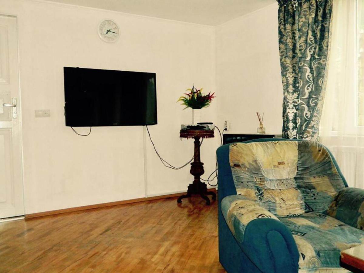 Erik'S Guest House Borjomi Ngoại thất bức ảnh